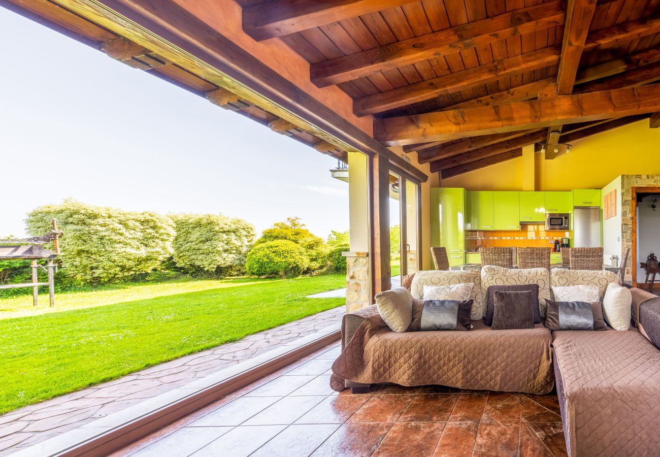 Casa rural en Aia - Izetaerdi - Casa con encanto y vistas únicas