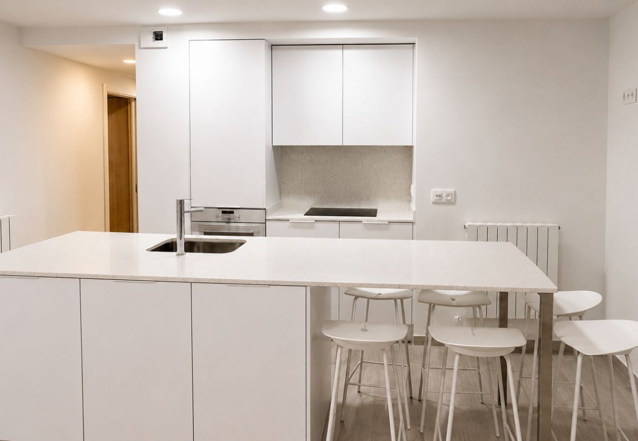 Apartment in Zarautz - Apartment Kiriki - Ideal for 2 people in the city center by Egona