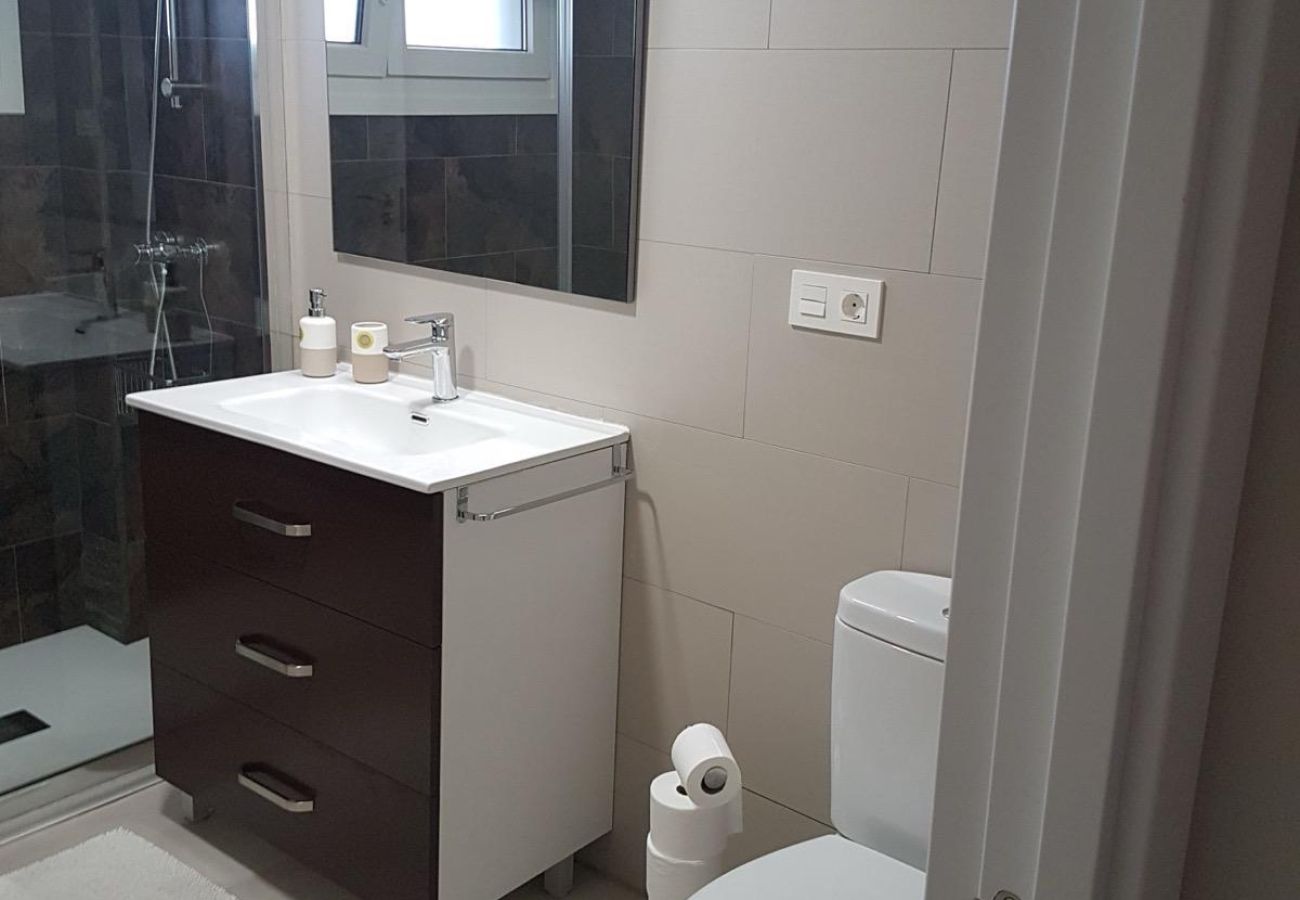 Apartment in Zarautz - Frida Apartment - 3 bedrooms, residential area 2 minutes from the beach