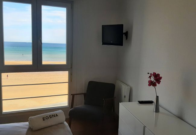 Appartement à Zarautz - Logement au 1ère ligne de plage, centre ville by Egona